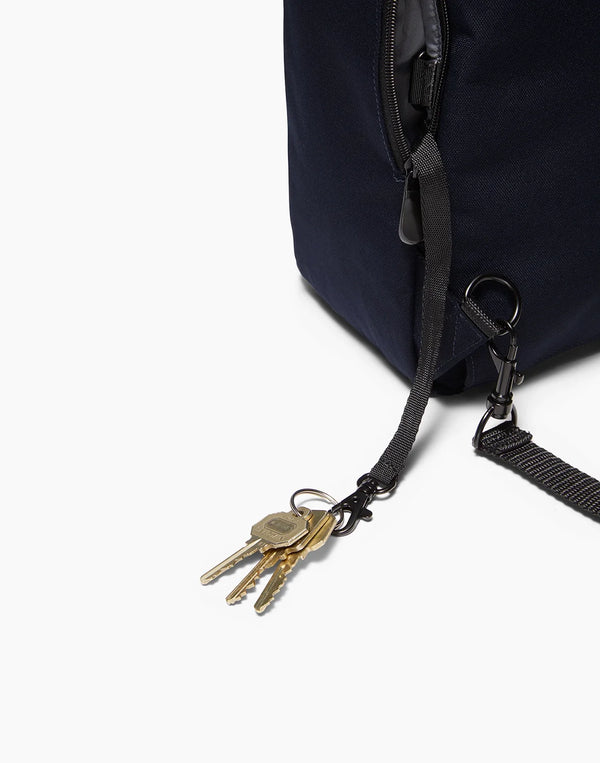 Lo & Sons: The Bond Fanny Pack in Deep Navy Recycled Poly