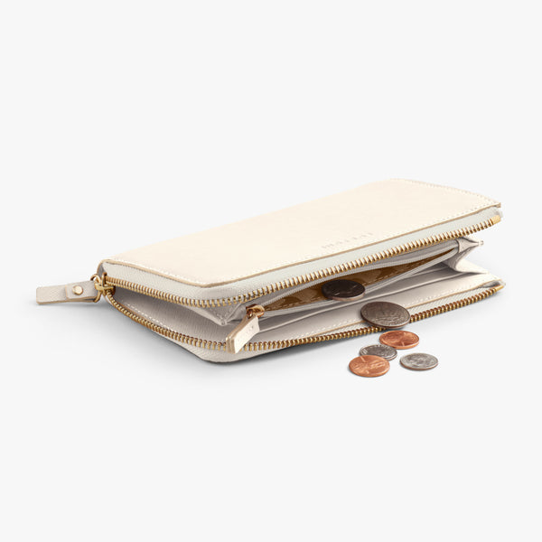 Lo & Sons: Leather Wallet in Saffiano Leather Dark Tan / Gold / Camel
